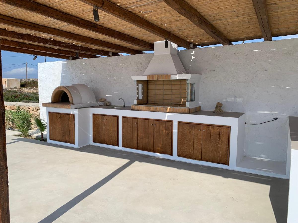 Cato Agro 5, Seafront Villa With Private Pool Afiártisz Kültér fotó