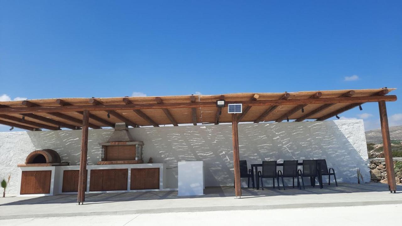Cato Agro 5, Seafront Villa With Private Pool Afiártisz Kültér fotó